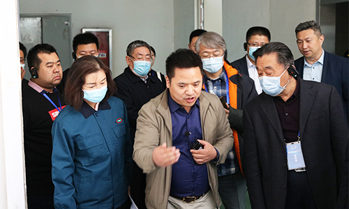 山東大學校友會一行蒞臨山(shān)東草莓视频免费看參觀交流